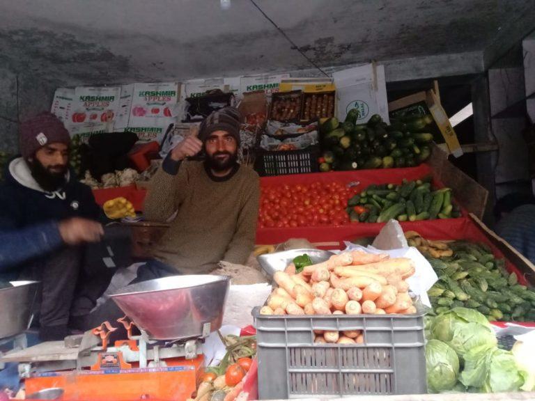 Marché aux légumes de Padum (mars 2023)